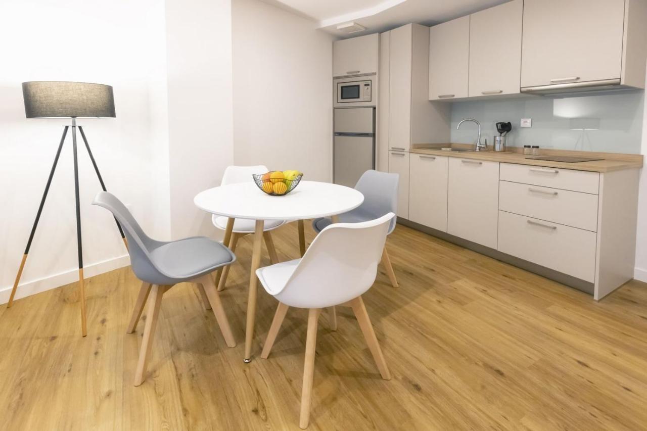 Apartamentos Centro לאנס מראה חיצוני תמונה