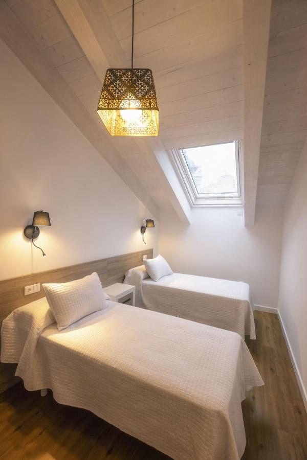 Apartamentos Centro לאנס מראה חיצוני תמונה